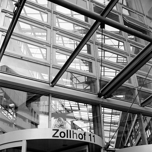 Zollhof 11